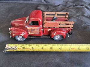 lot 13 image: 1947 Studebaker Rivers Bend Lodge Pickup