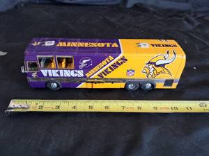 lot 62 image: Minnesota Vikings Team Bus