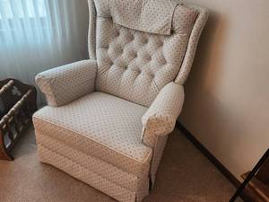 lot 35 image: Polka Dot Upholstered Recliner with Matching Footrest