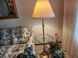 lot 40 image: Vintage Brass Floor Lamp with Glass Side Table