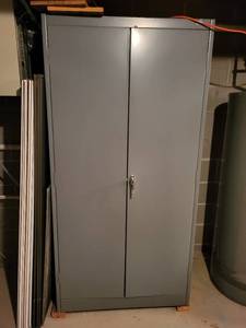 lot 182 image: Tall Steel Storage Cabinet with Shelves
