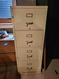 lot 183 image: Metal 5-Drawer Vertical Filing Cabinet