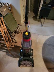 lot 194 image: Bissell ProHeat 2X Revolution Pet Pro Carpet Cleaner