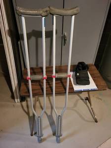 lot 212 image: Used Adjustable Crutches with Ortho Boot