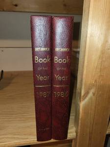lot 215 image: Britannica 1981 and 1986 Book of the Year Set