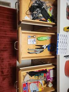 lot 224 image: Drawer Loaded with Tools and Accessories