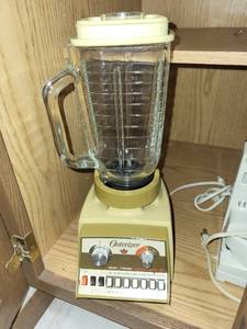 lot 225 image: Vintage Osterizer Blender, Juiceman Juicer, and Kitchen Mixer Collection