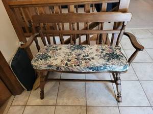 lot 238 image: Vintage Wooden Bench with Floral Cushioned Seat