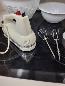 lot 244 image: Kitchen Appliance Bundle Mixer, Bowls, and Funnel Set