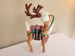 lot 74 image: Annalee Christmas Reindeer 2004