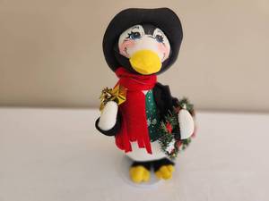 lot 77 image: Annalee 12 Gift Giver Penguin Doll