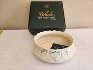 lot 79 image: Belleek Fine Parian China Bowl