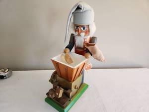 lot 180 image: Steinbach Nutcracker - Handmade German