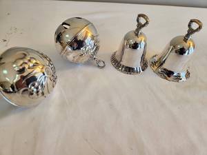 lot 213 image: Vintage Silver Christmas Ornaments Set