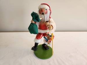 lot 215 image: Santa Claus Wooden Incense Smoker