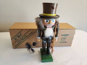 lot 223 image: KWO Erzgebirge Chimney Sweep Nutcracker