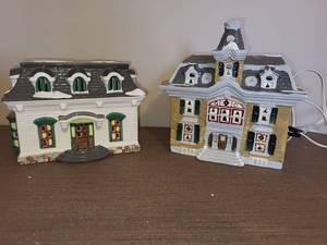 lot 184 image: Dept 56 Ceramic Holiday Village Houses Set