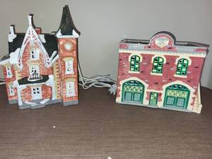 lot 191 image: Dept 56 Ceramic Lighted Village Buildings Set