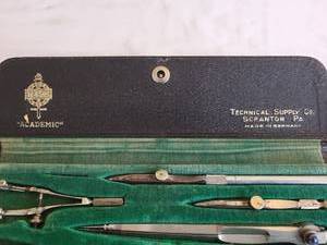 lot 350 image: TESCO Academic Drawing Set