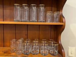 lot 373 image: Gold Rimmed Glassware Set