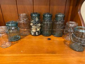 lot 377 image: Vintage Ball & McDonald Glass Jars Lot