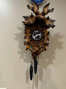 lot 383 image: German Black Forest Cuckoo Clock