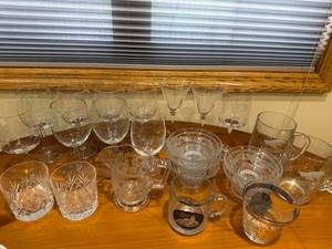 lot 441 image: Assorted Glassware Collection - 20 Pieces