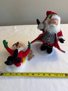 lot 299 image: Annalee Santa Dolls Set