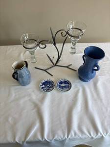 lot 327 image: Mixed Decorative Pottery & Glassware Lot