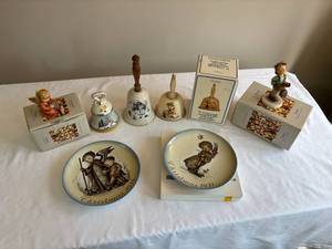 lot 332 image: Vintage Goebel & Hummel Collection