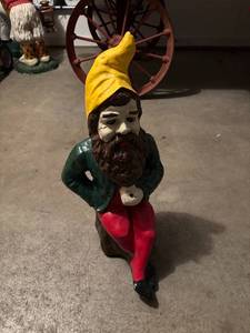 lot 433 image: Colorful Garden Gnome Statue