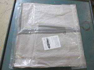 lot 24 image: large dog cooling mat...