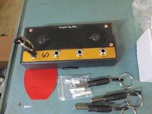 lot 84 image: amplifier wall mouted key holder...