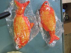 lot 98 image: 2 rechargable dogcat toys...