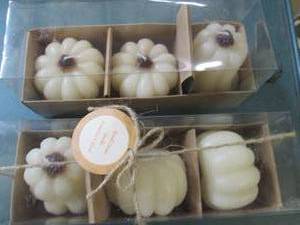 lot 103 image: lot of scented candles...