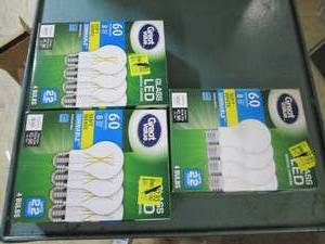 lot 149 image: 3 packages of great value 4 packs o...