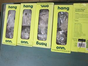 lot 177 image: lot of 5 onn hang tv wall mount har...