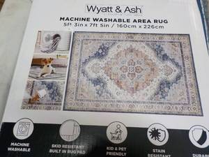 lot 15 image: Wyatt and Ash 5 ft 3 x 7 ft 5 Mac...
