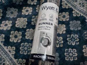 lot 21 image: Wyatt and Ash 24 x 72 Machine Wash...