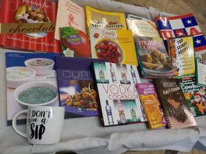 lot 49 image: Cookbooks and more - see all pictur...