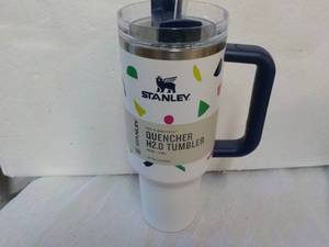 lot 66 image: Stanley 40 oz Quench H2O Tumbler...