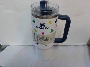 lot 68 image: Stanley 40 oz Quench H2O Tumbler...