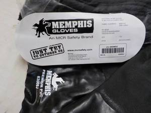 lot 79 image: 12 pr Memphis Industrial Work Glove...