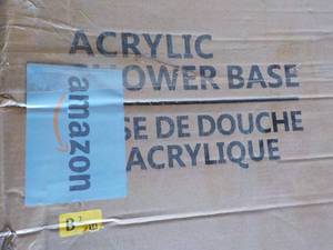 lot 214 image: White Acrylic Shower Base 60 x 32 x...
