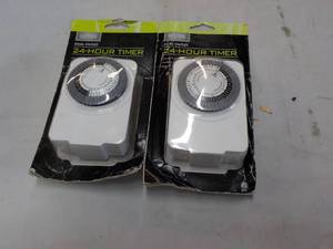 lot 135 image: 2 ct 24 Hour  Timers...