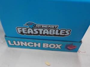 lot 156 image: Mr. Beast Lunch Box...