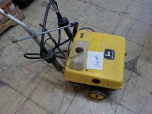 John Deere Power Washer with Deterg...
