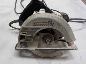 lot 225 image: Craftsmans Sawmill 2 12 hp...