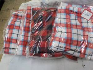 lot 237 image: 4 ct 1XL Super Soft Lounging Pants...