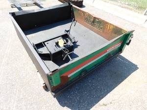 lot 14 image: Cushman Dump Box and Ball Mount
